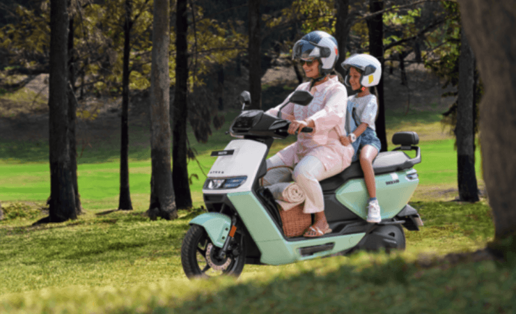 Ather Energy IPO: दूसरे दिन धीमी रफ्तार, निवेश से पहले सोचें